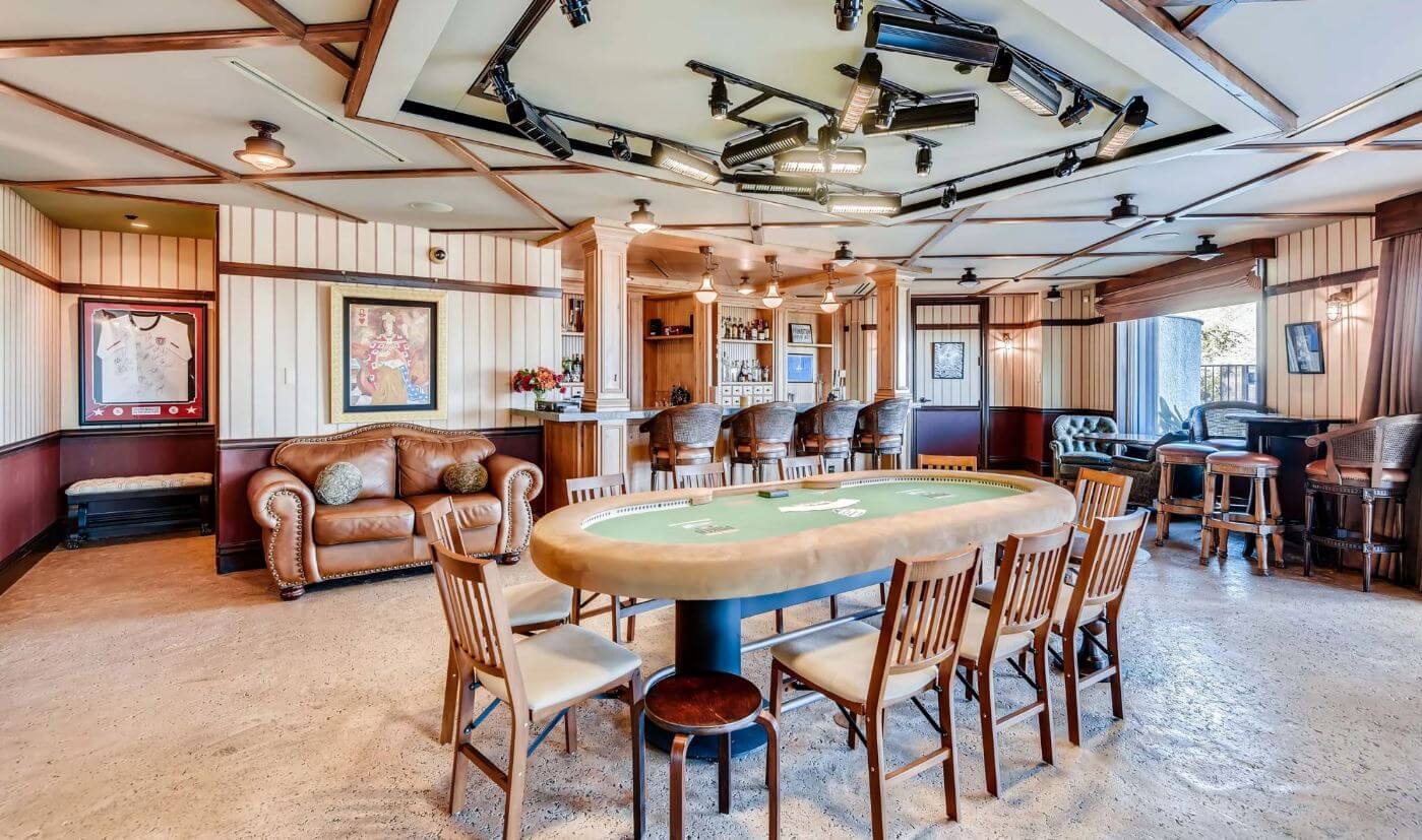 Andy Bloch is selling his $8,000,000 Million Mansion Andy Bloch is selling his $8,000,000 Million Mansion