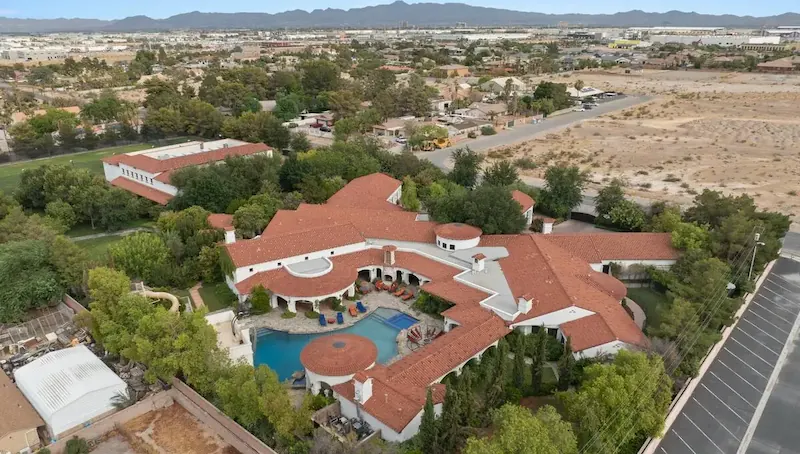dan bilzerian las vegas mansion dan bilzerian las vegas mansion