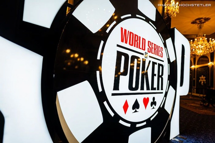 WSOP Bans Electronic Devices and Launches WSOP+ App